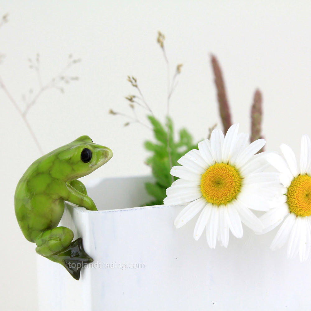 plant pot huggers Top Collection 4283 Frog Flower Pot Hugger Figurines, Green