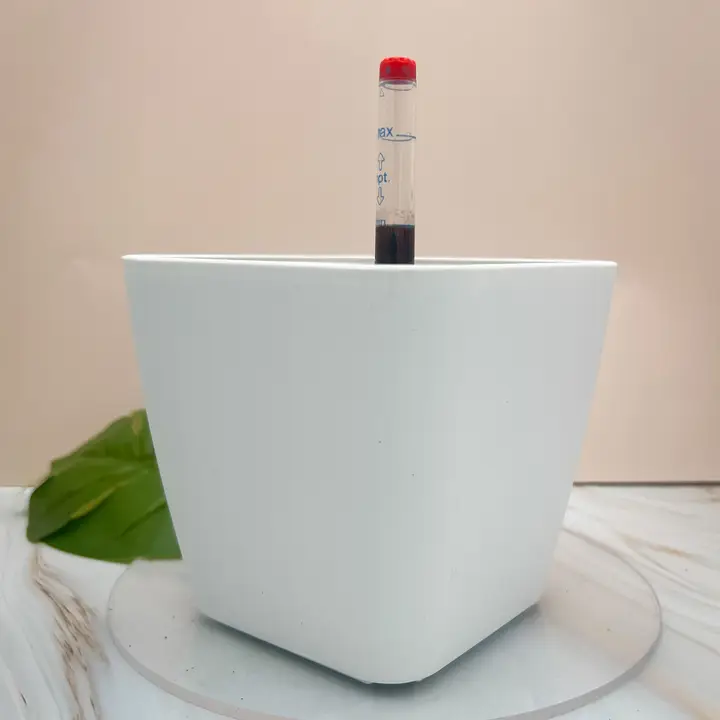 Plastic Self Watering Pot w/Indicator