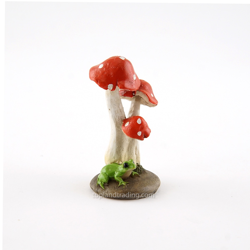 Mini Frog with Red Mushrooms